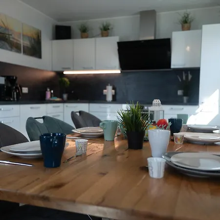Friese24 Ferienhaus *