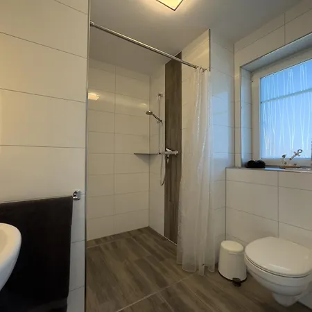 Friese24